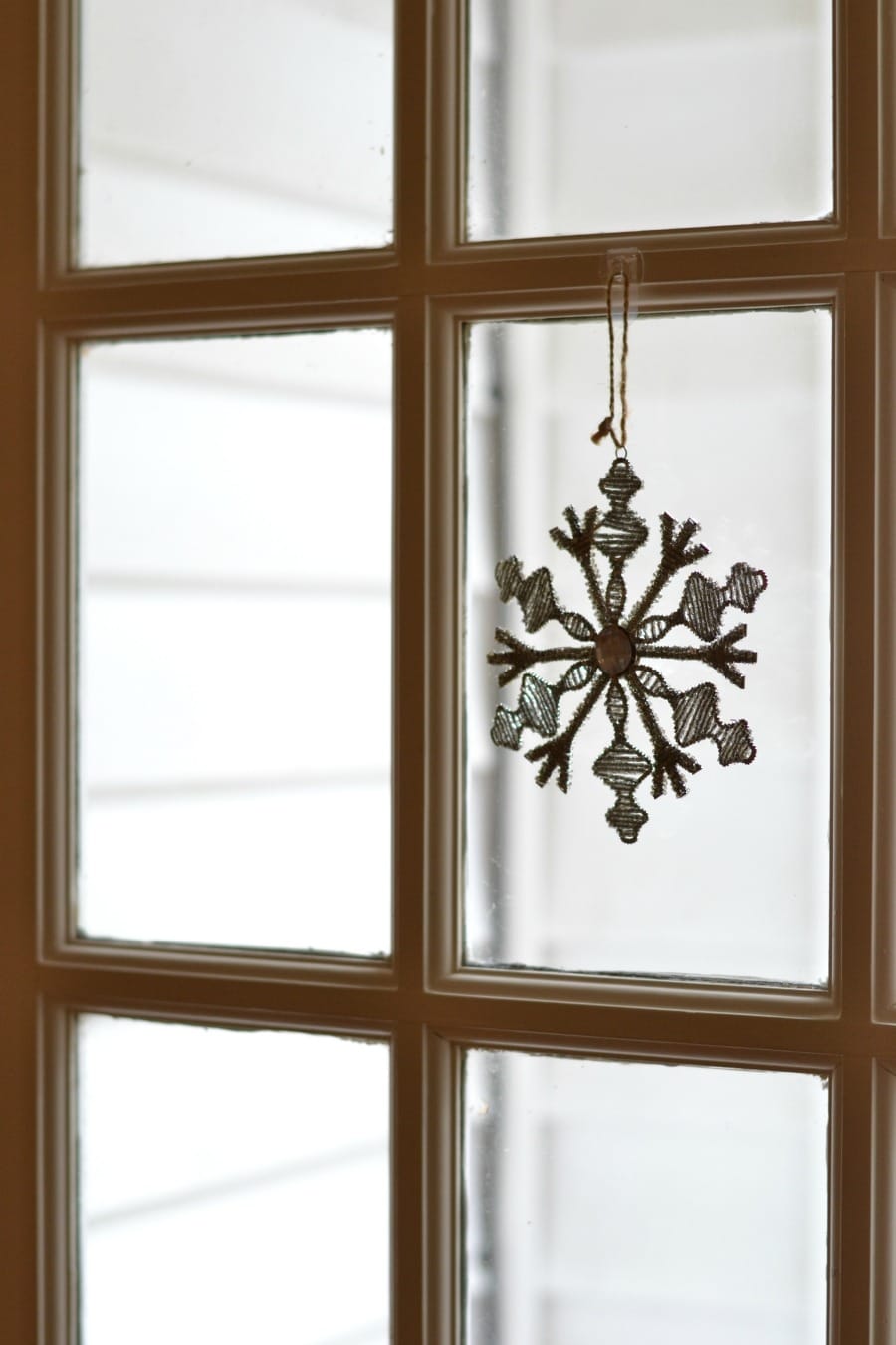 snowflake-ornament-on-window