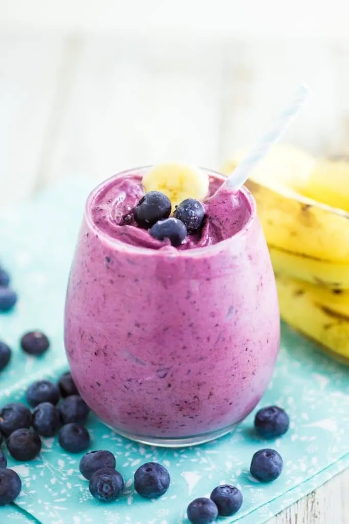 Blueberry Banana Smoothie from Stylish Cravings