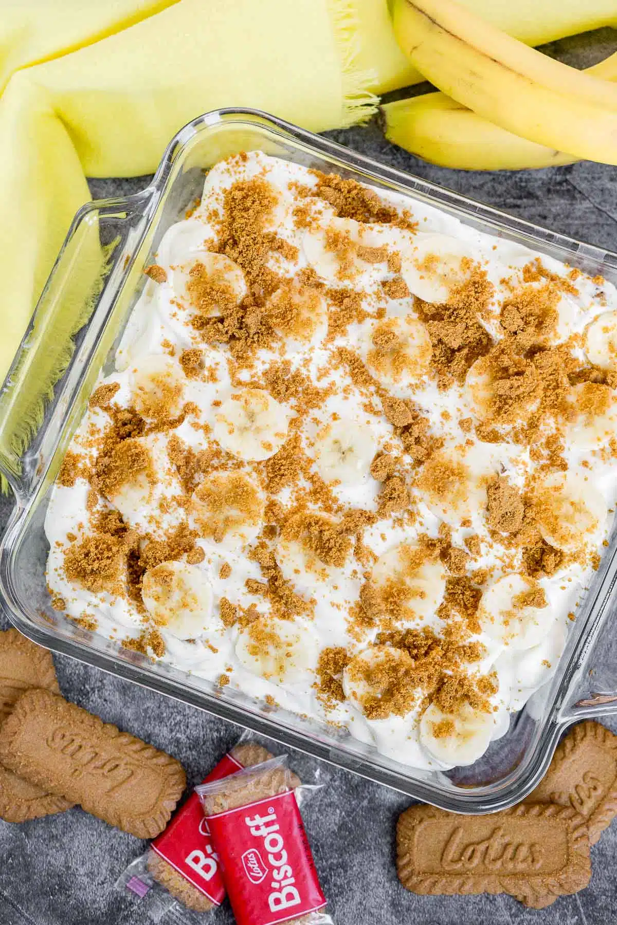 Biscoff banana pudding in a serving dish