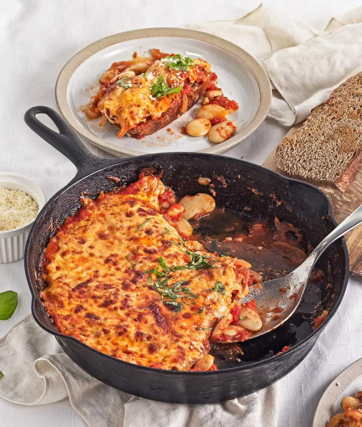 Pizza beans in a skillet